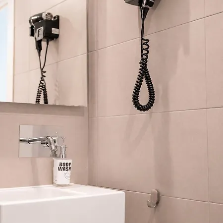Room Lisboa-3